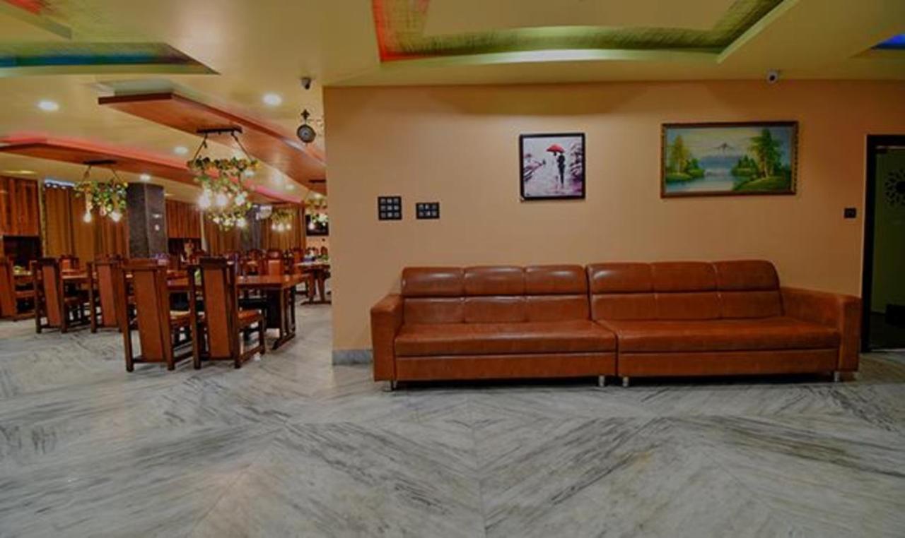 Fabhotel Rr Suites Guwahati Bagian luar foto