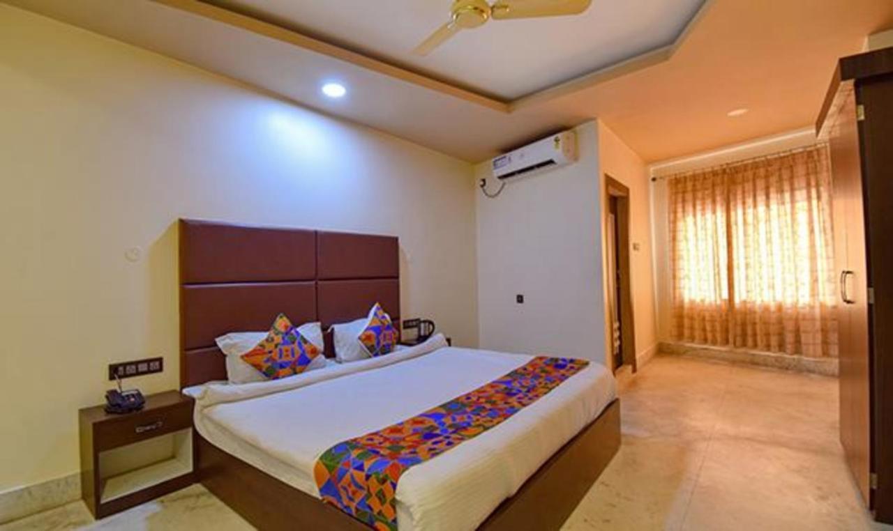 Fabhotel Rr Suites Guwahati Bagian luar foto